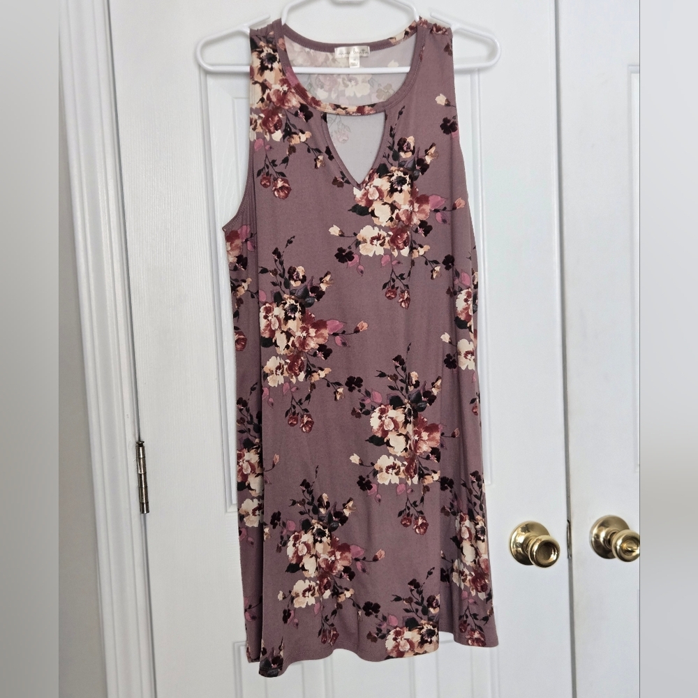 Nine Britton Light Purple Floral Dress Key Hole V Neck Sleeveless Size M